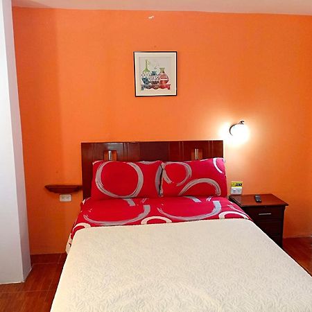 Hostal Mariscal Sucre Табабела Екстер'єр фото