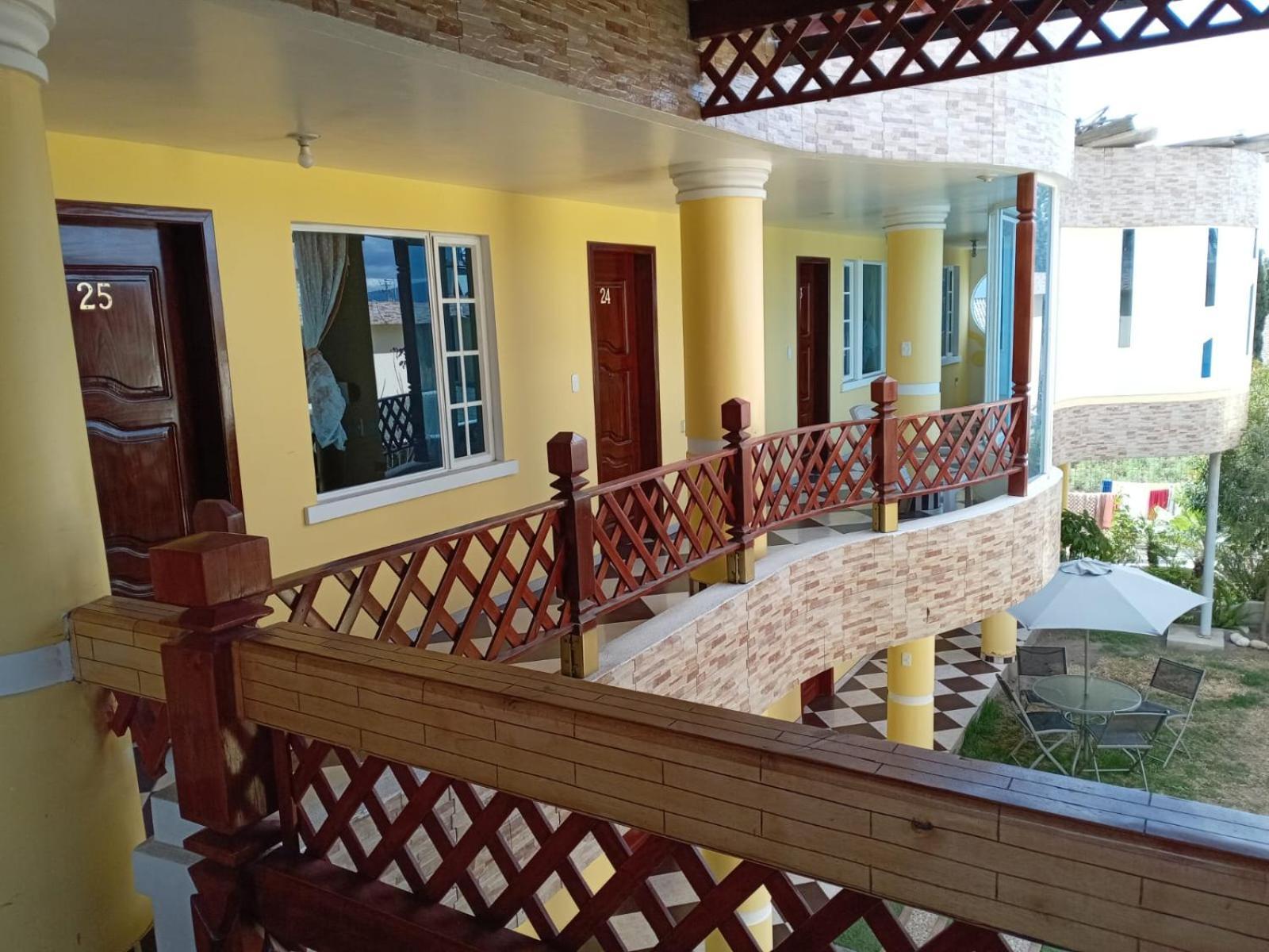 Hostal Mariscal Sucre Табабела Екстер'єр фото