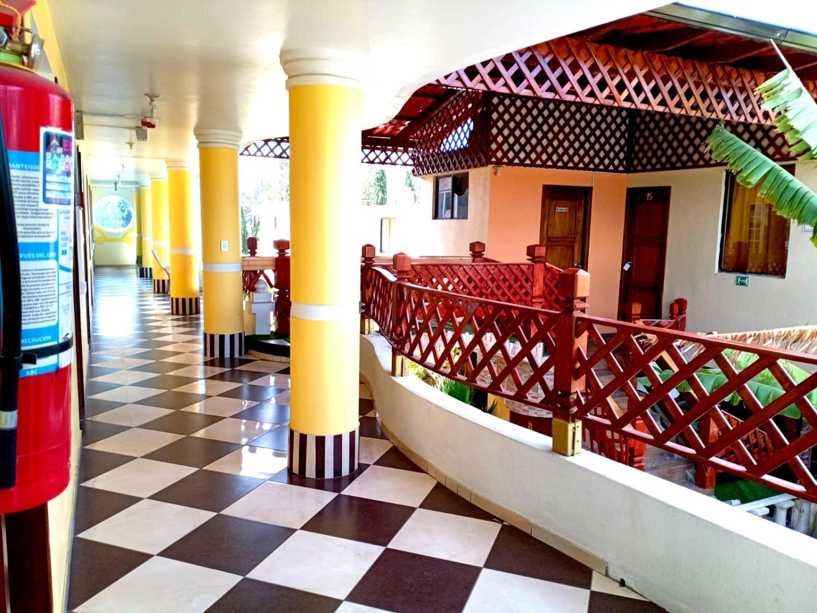 Hostal Mariscal Sucre Табабела Екстер'єр фото
